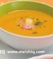 夏日润肤美容南瓜苹果汤