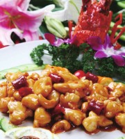 麻辣味浓宫保龙虾球