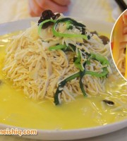 扬菜看家菜扬州大煮干丝