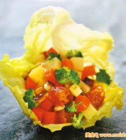 色香味俱全的素香生菜包