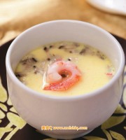 细滑嫩嫩的虾仁蟹肉茶碗蒸