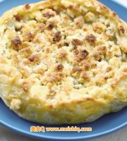 细腻柔滑的香蕉酥粒塔