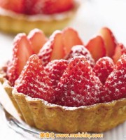 草莓杏仁奶油塔