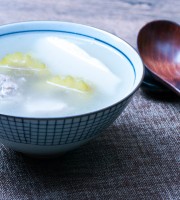 药补靓汤淮山苦瓜排骨汤