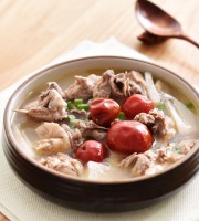 鲜美可口  汤色澄亮