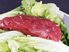 如何辨别假牛肉，做法全过程曝光。