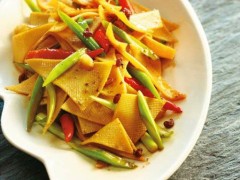 麻辣咸香的湘味豆皮