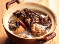 怎样做小鸡炖蘑菇