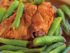 排骨炖豆角怎么做