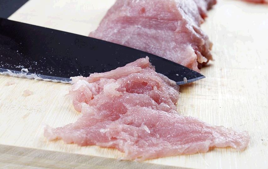 如何辨别假牛肉，做法全过程曝光。