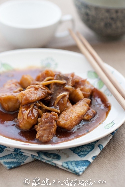好吃又省事的华丽丽家宴快手菜--糖醋鱼柳
