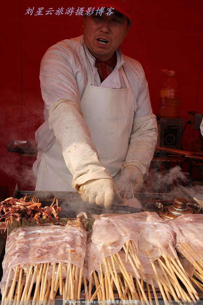 实拍:庙会变成烤串的海洋京城庙会美食系列照
