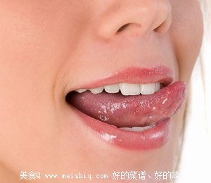 无需洗牙，教你5分钟消除牙垢！