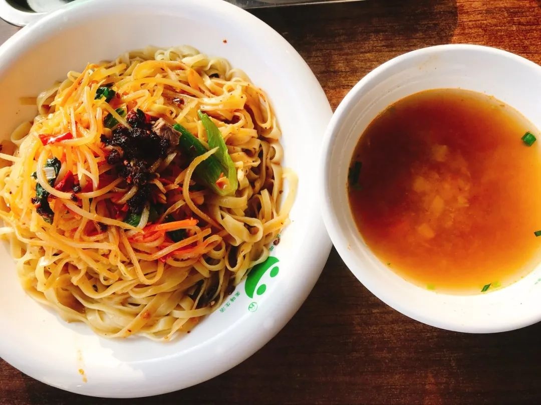 你可能不知道做为一个陕西人的早餐有多么狂野！