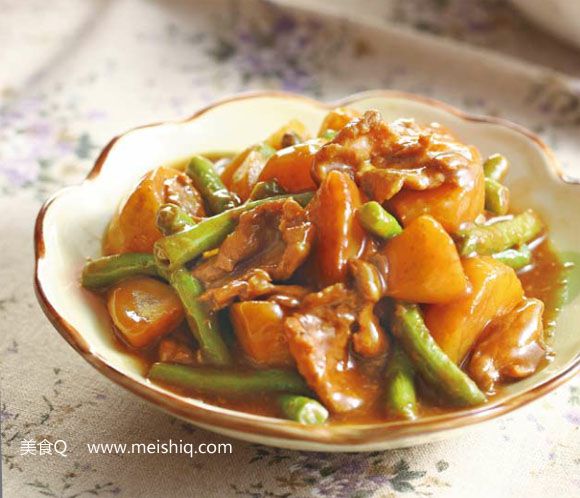 猪肉扁豆焖土豆
