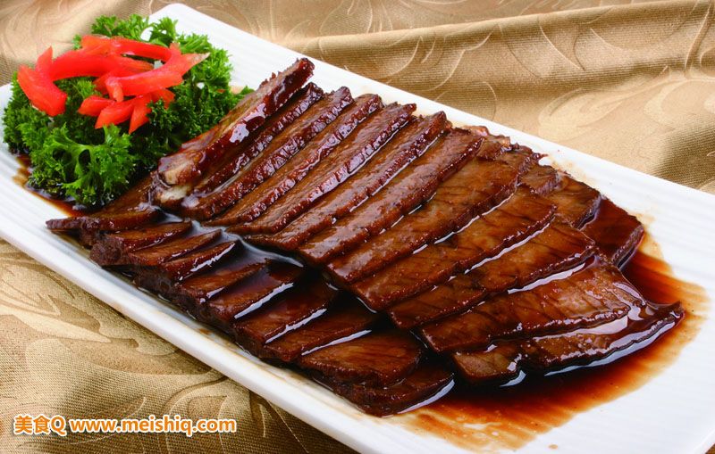 电高压锅酱牛肉的做法