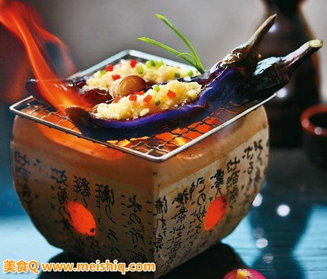 蒜汁香烤茄子