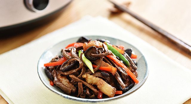 茶树菇炒肉