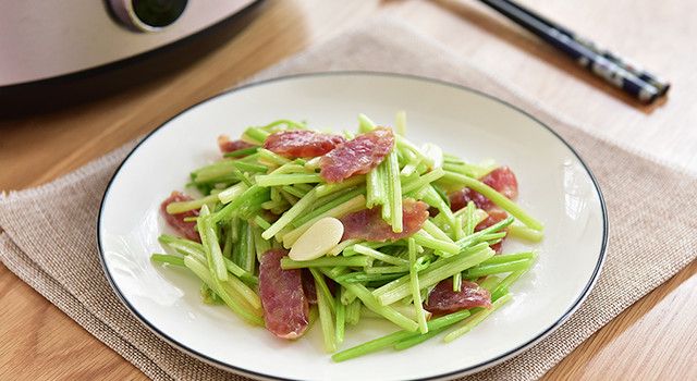 芹菜腊肠