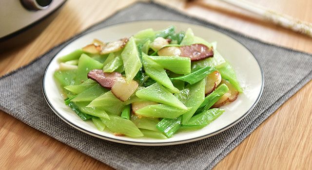 莴笋炒腊肉