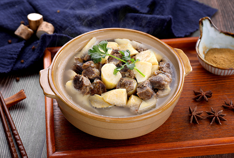 山药焖羊肉